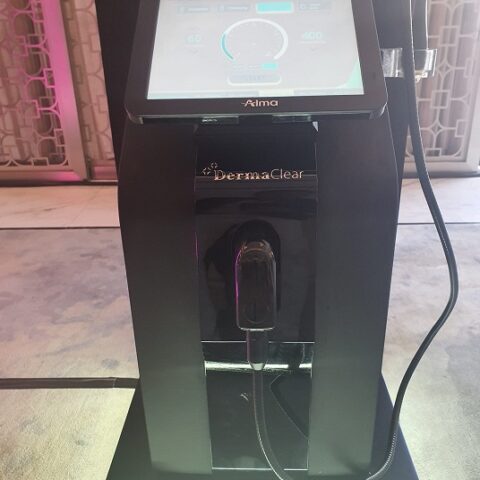 Alma DermaClear Hydradermabrasion Laser System